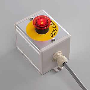 SBOX-80x80(D)-照光式非常停止（頭径φ40）1点/富士電機製付-1m配線済