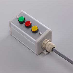 SBOX-50x57(D)-押ボタン（丸形）3点/富士電機製付-1m配線済