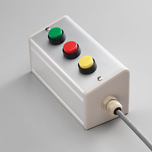 SBOX-85x95(D)-押ボタン（丸形）3点/富士電機製付-1m配線済