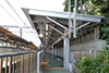 「JR原宿駅」　大型アルミパネルを採用した回転式ホーム上家
