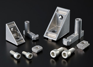 Cブラケット、Mブラケット