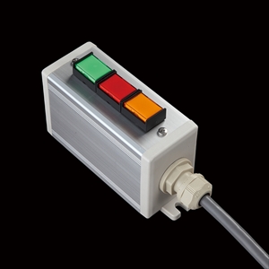 SBOX-45x65(D)-照光式押ボタン（角形）3点/オムロン製付-1m配線済