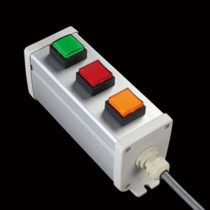 SBOX-64x80-照光式押ボタン（角形）3点/オムロン製付-1m配線済(防水1点キャップ)