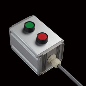 SBOX-80x80(U)-照光式押ボタン（丸形）2点/IDEC製付-1m配線済