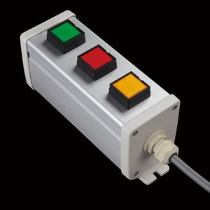 SBOX-64x80-照光式押ボタン（角形）3点/IDEC製付-1m配線済(防水1点キャップ)