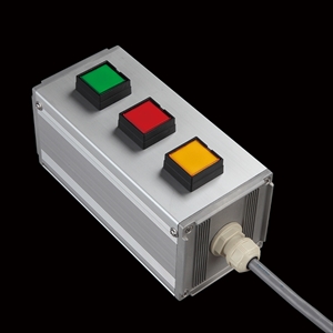 SBOX-80x80(U)-照光式押ボタン（角形）3点/IDEC製付-1m配線済