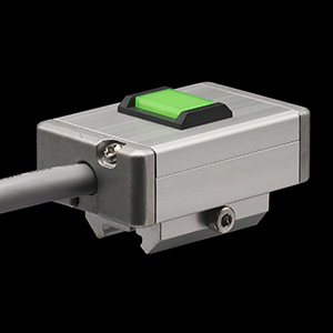 SBOX-40x20(E)-照光式押ボタン（緑角形）1点/NKK製付-1m配線済-GF取付用